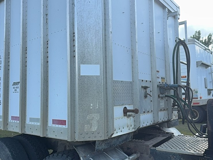 41’-rr-live-bottom-grain-trailer,-has-roll-tarp-image-15