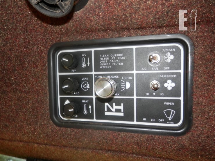 new-holland-2450-image-16