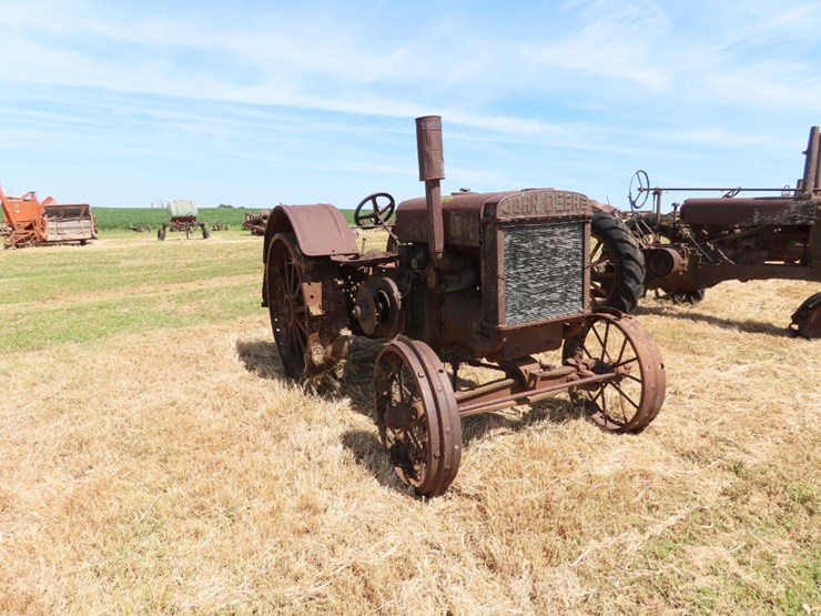 1926-john-deere-d-image-1