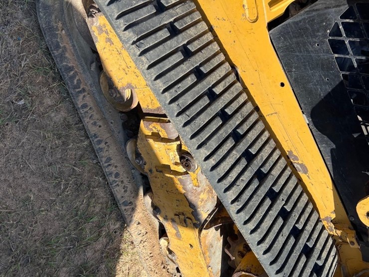 2017-caterpillar-249d-image-8