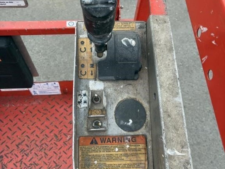 skyjack-sj-3226-scissor-lift-image-10