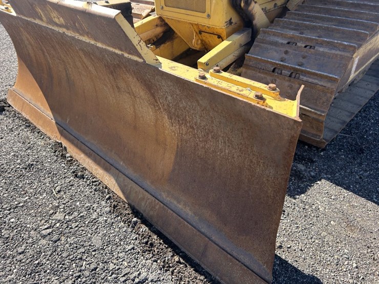2014-komatsu-d39px-image-31