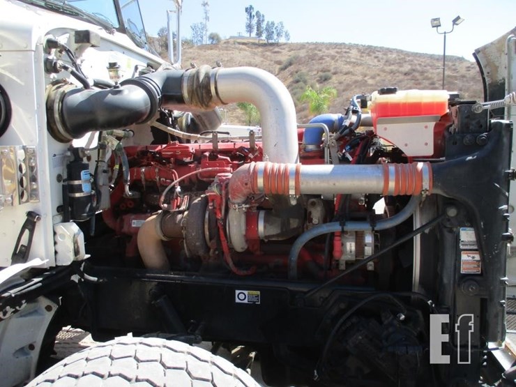 2014-peterbilt-367-image-5
