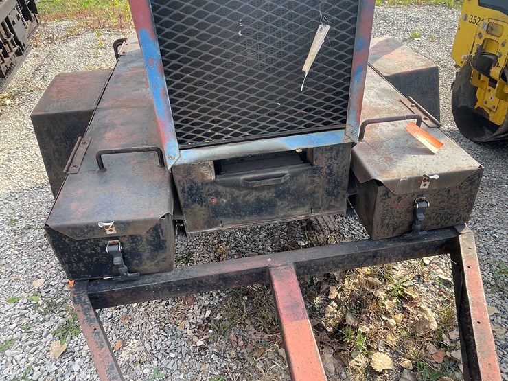 #8619-•-miller-big-40-welder-(aps)-image-36