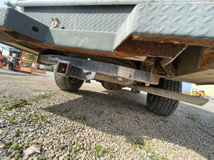 ford-f250-xl-image-29