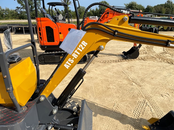 #202-•-new-rt12r-mini-excavator-image-16