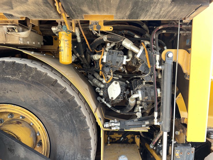 #8612-•-2019-cat-ap100f-asphalt-paver-(aps)-image-44