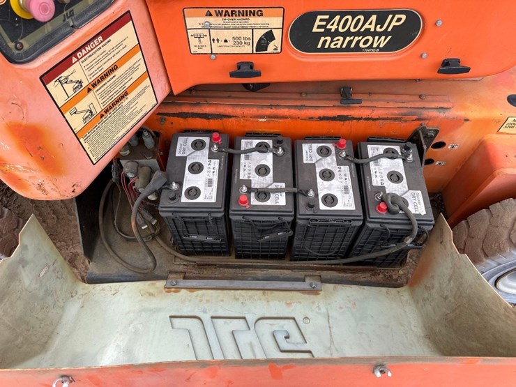 2007-jlg-e400ajp-image-17