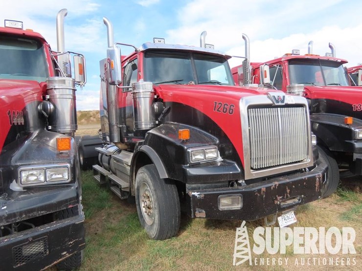 2014-western-star-4900-image-1