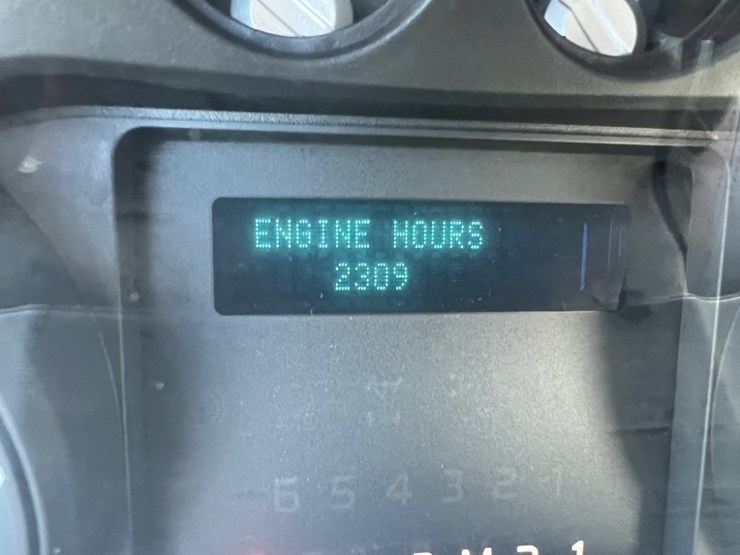 2012-ford-f350-image-33