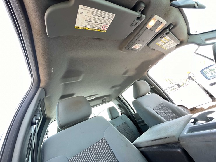 2011-ford-f250-xl-image-56