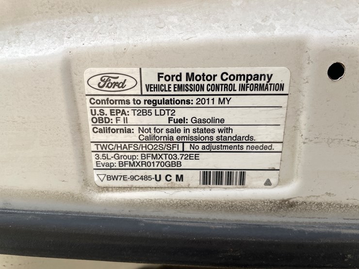 2011-ford-edge-image-80
