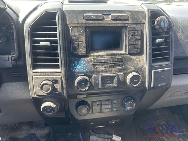 2017-ford-f150-image-12