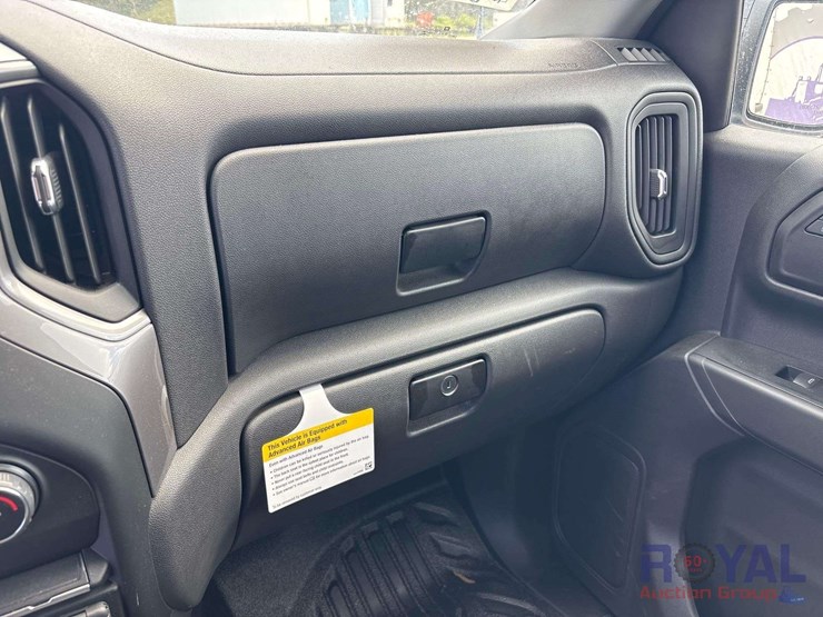 2022-chevrolet-silverado-1500-image-18