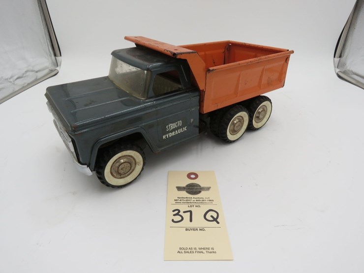 1960's-structo-hydraulic-dump-truck-image-4