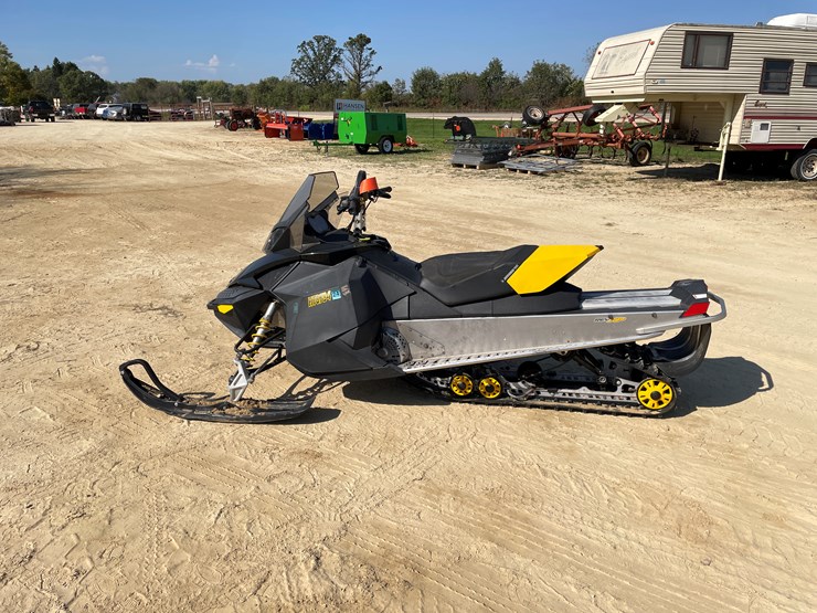 #1895-•-2009-ski-doo-mxz-renegade-600-snowmobile-(sells-with-bill-of-sale-only)-image-8
