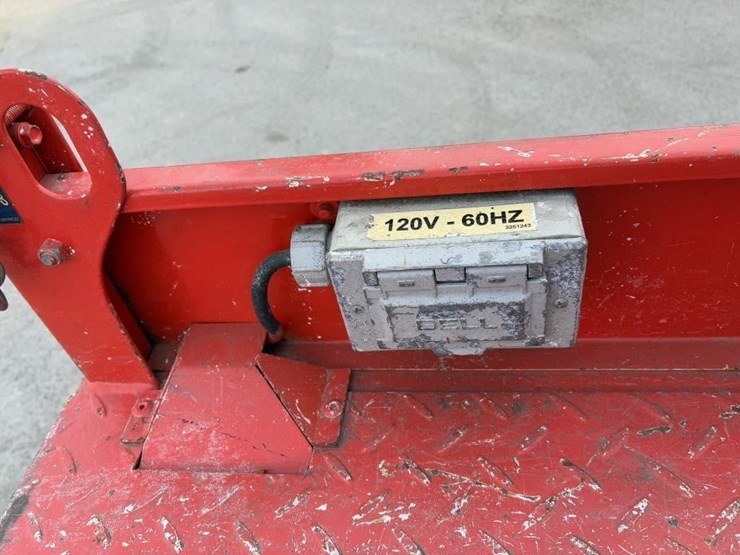 2005-skyjack-sj-3226-scissor-lift-image-11