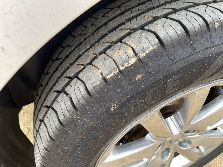 2011-ford-edge-image-91