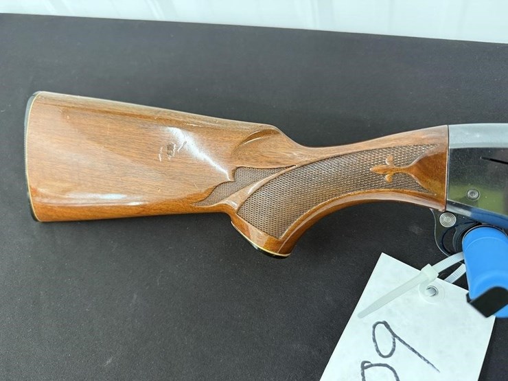 remington-1100-12-gauge-shotgun-image-4