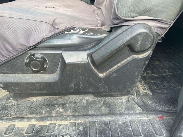 2011-ford-f250-image-19