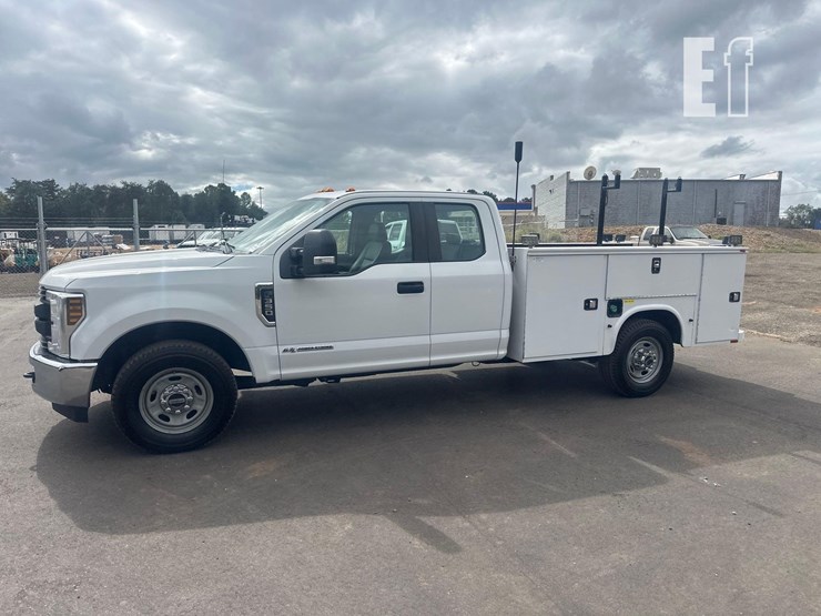 2019-ford-f350-sd-xl-image-3