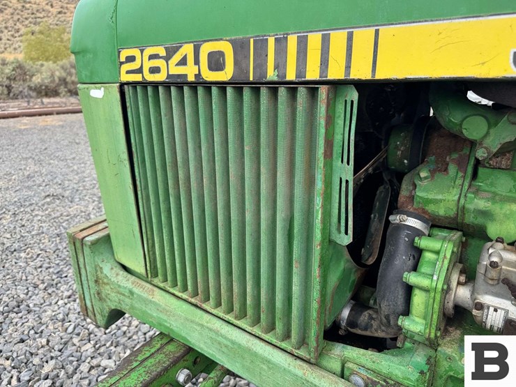 1976-john-deere-2640-image-19