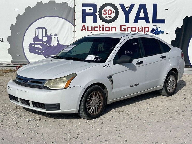 2008-ford-focus-sel-sedan-image-1