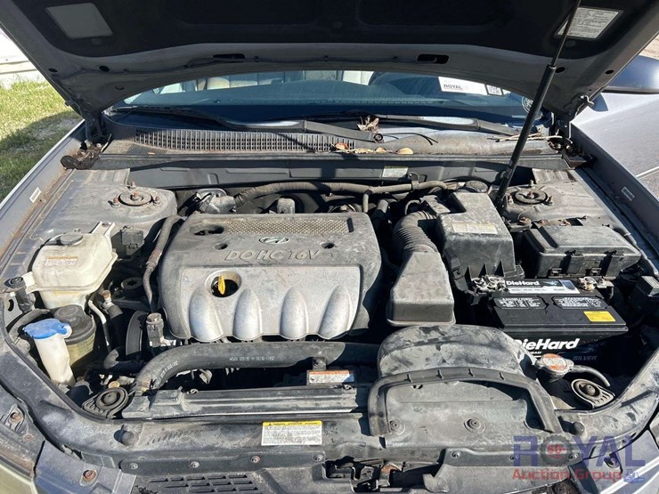 2007-hyundai-sonata-gls-sedan-image-7