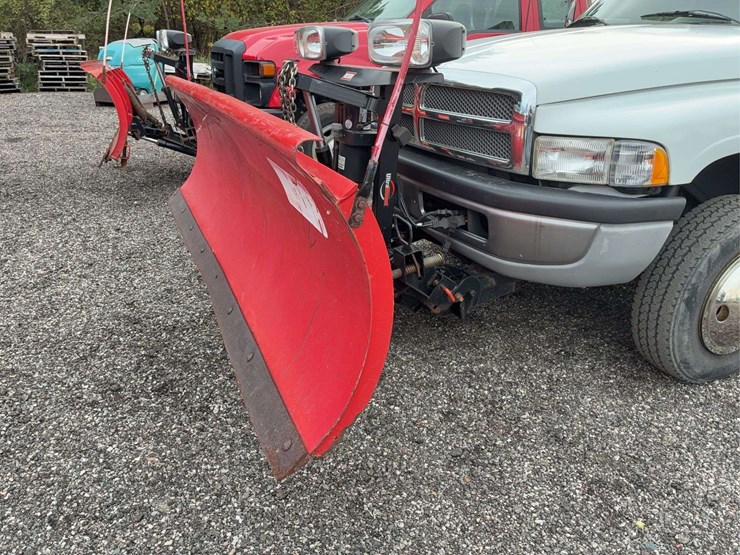 1997-dodge-ram-chassis-cab-flatbed-image-2