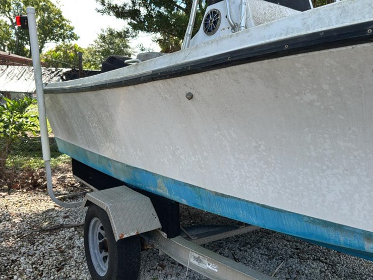 #116-•-1997-marine-fishing-boat-image-42