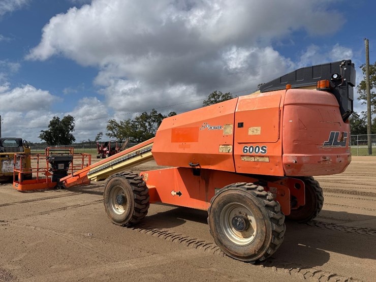 2007-jlg-600s-image-8