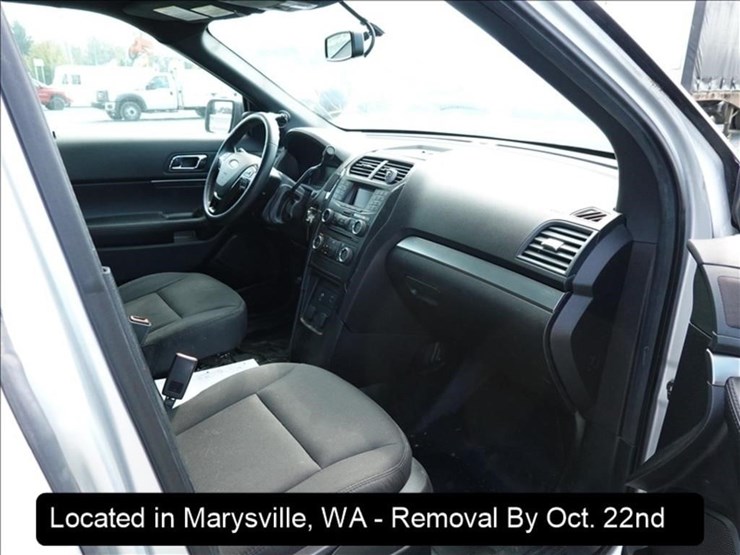 2018-ford-explorer-image-2