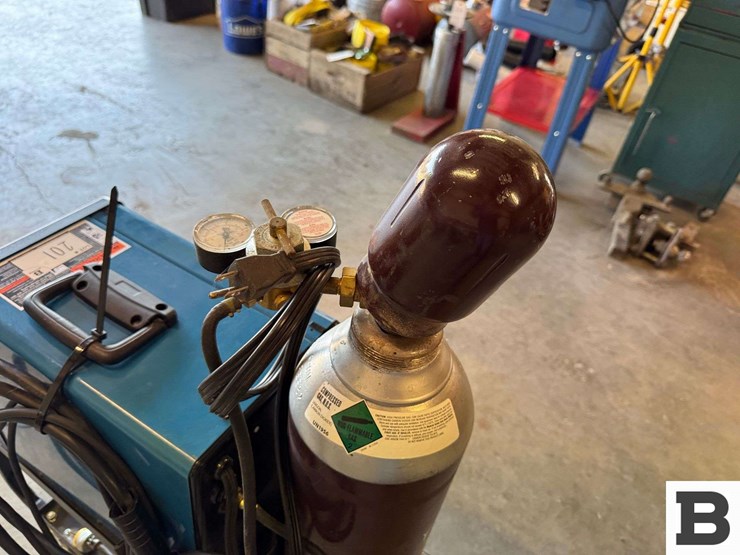 miller-millermatic-135-115v-wire-welder-image-5