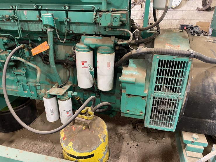 #8615-•-1999-cummins-dfeh-generator-(aps)-image-54