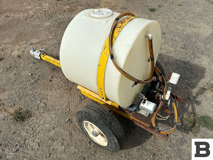 35-gallon-poly-tank-sprayer-image-13