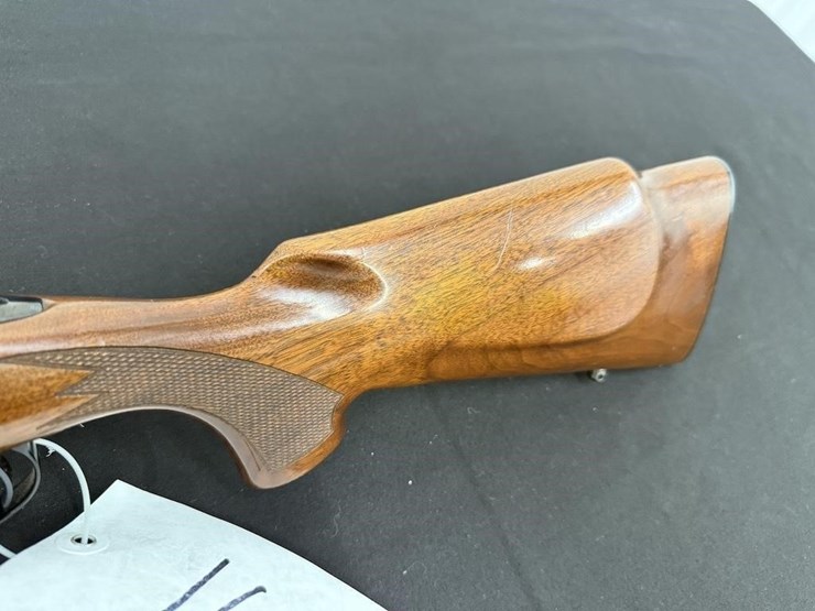 remington-model-700-.243-win-rifle-image-8