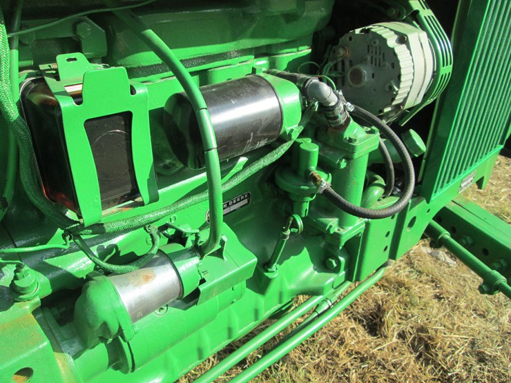 1975-john-deere-2630-image-13