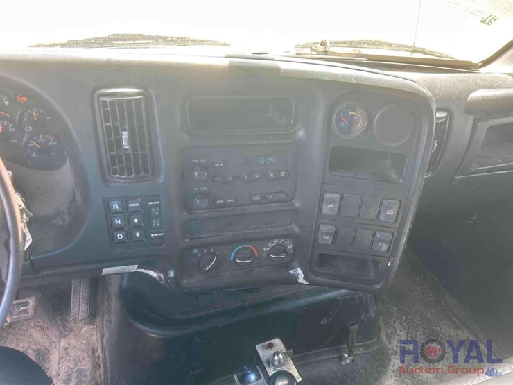 2007-chevrolet-c6500-landscape-dump-truck-image-10