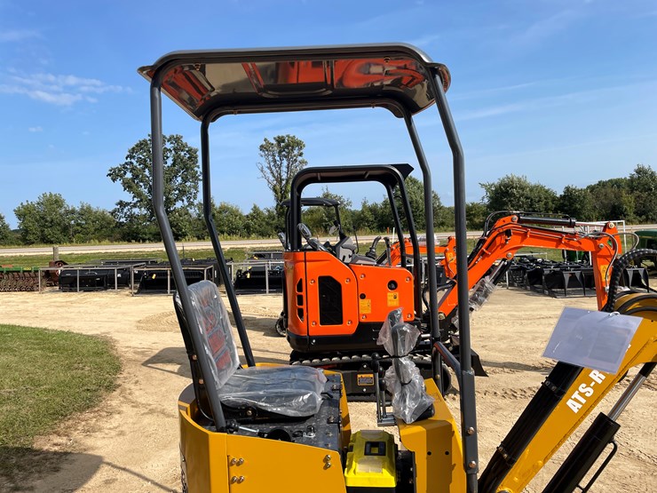 #202-•-new-rt12r-mini-excavator-image-18