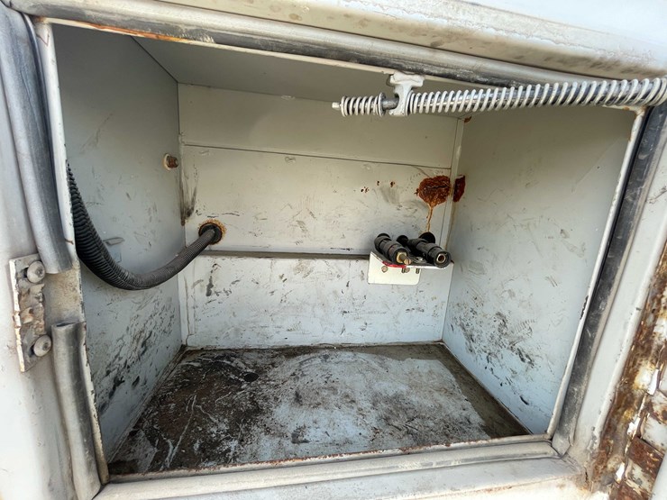 ford-f250-xl-image-33
