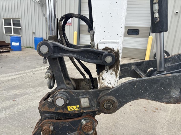2019-bobcat-e85-image-26