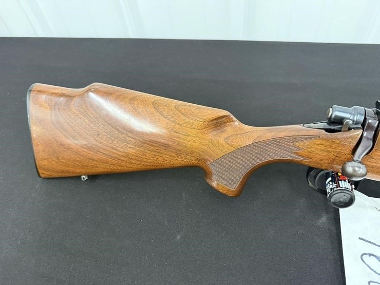 remington-model-700-.243-win-rifle-image-4