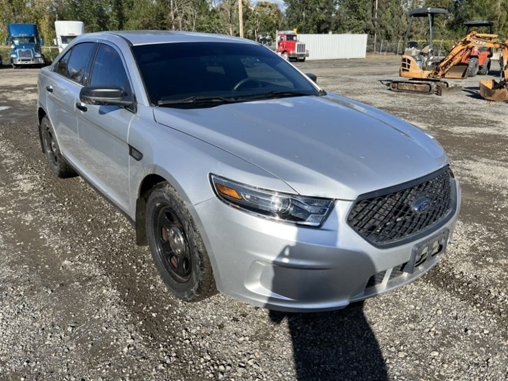 2017-ford-explorer-image-2
