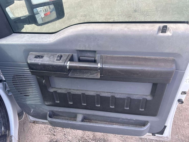 2011-ford-f250-image-20