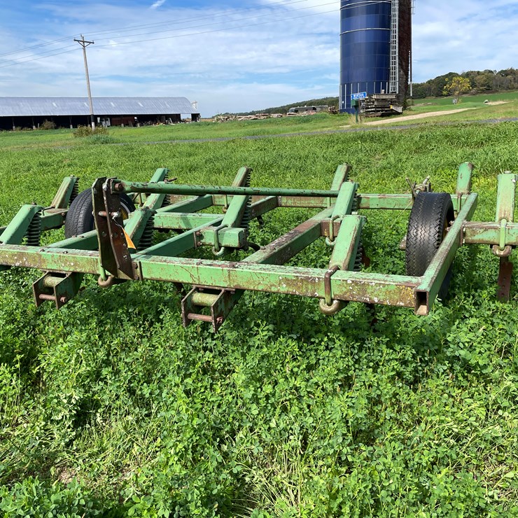 JOHN DEERE 11