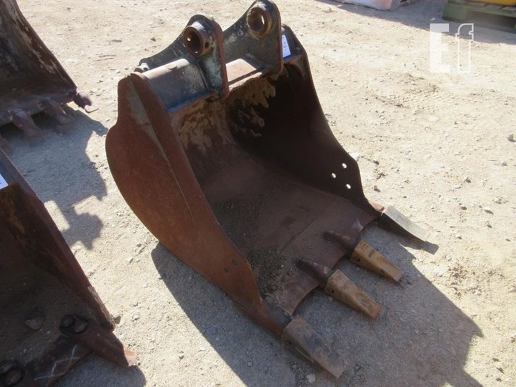 caterpillar-24-image-4