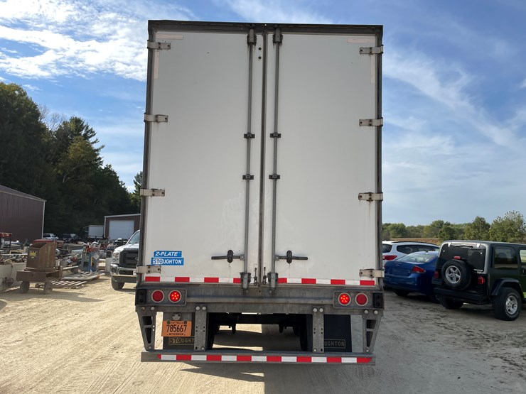 2019-stoughton-trailer-image-4