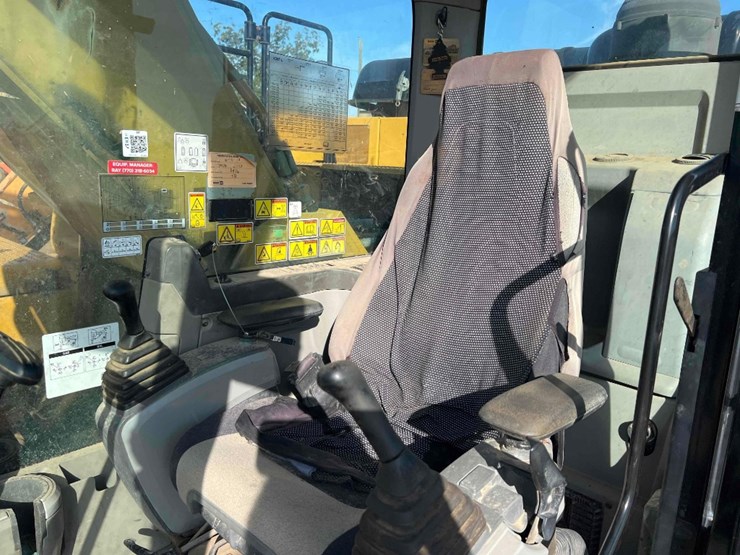 2016-caterpillar-336fl-image-10