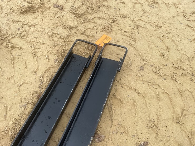 #2037-•-pair-of-new-kc-light-duty-fork-extensions-image-7