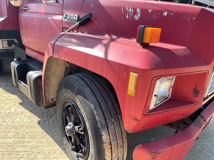 ford-f800-image-17